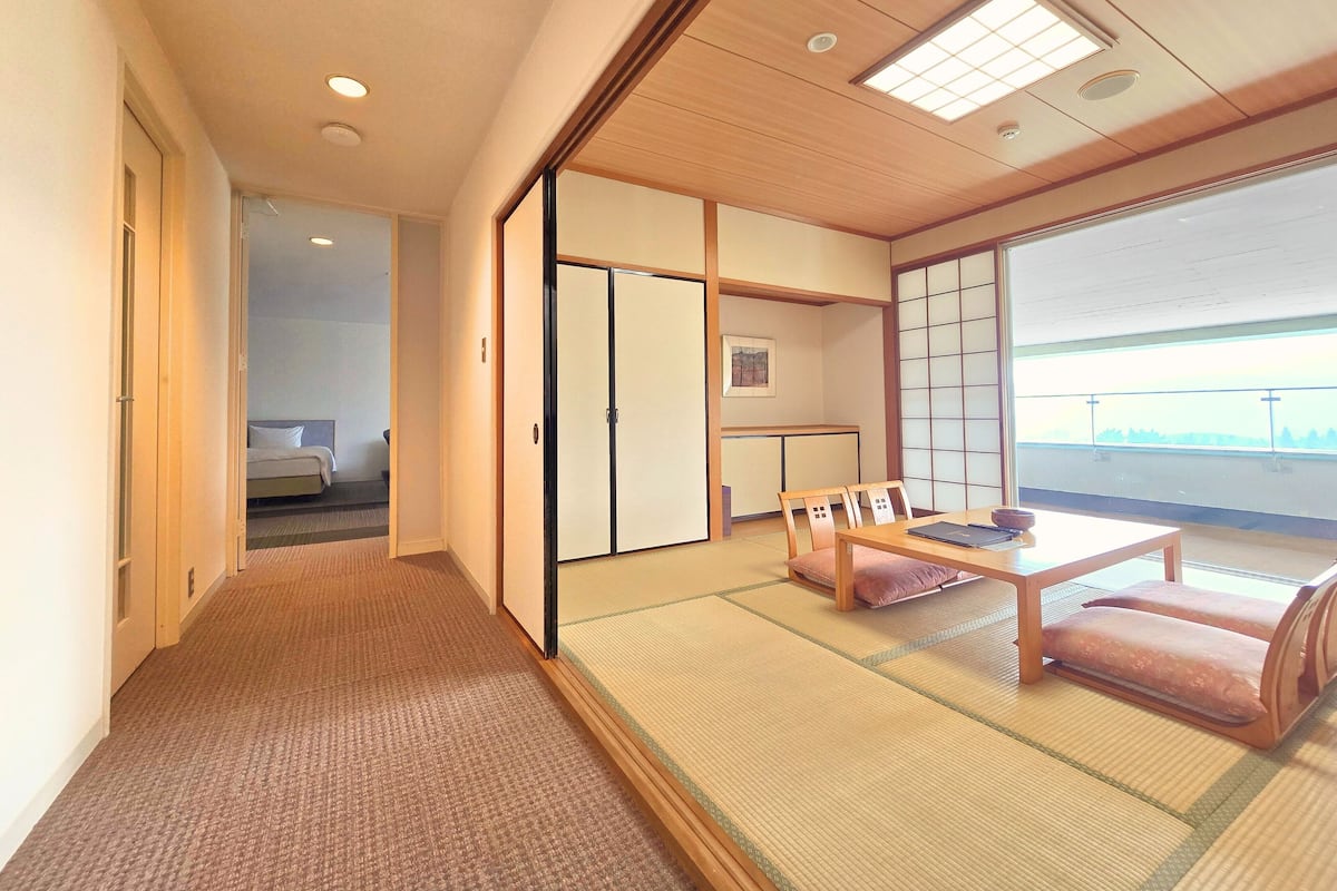 Quarto, para não fumantes (Japanese Western, 4F, 8 Tatami-mats) | Cofres nos quartos, escrivaninha, Wi-Fi de cortesia, roupa de cama