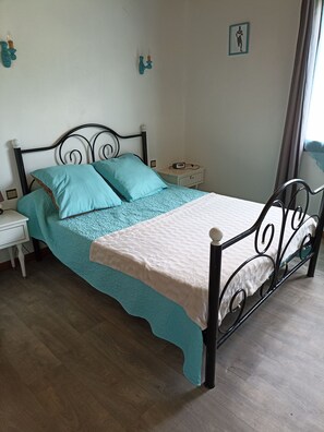 4 Schlafzimmer, Bügeleisen/Bügelbrett, Reisekinderbett