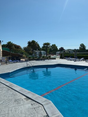 Beheizter Pool