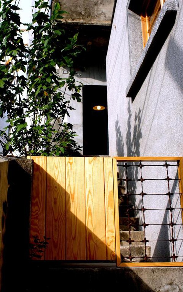 Doppia Standard | Vista dalla camera