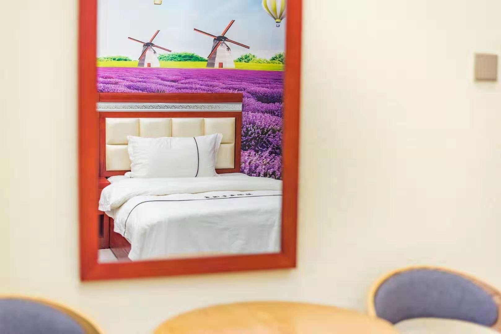 business triple room | desk, blackout curtains, free wifi