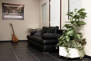 Casa, 5 habitaciones | 5 dormitorios, escritorio, cortinas opacas y sistema de insonorización