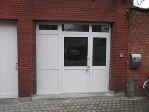 Exterior - Jutta (Mechelen)