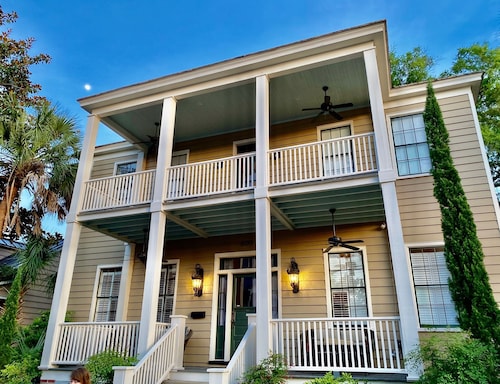 Historic Home in the Heart of Downtown Beaufort's 'Old Point'
