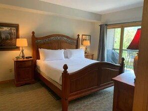 4 bedrooms, in-room safe, iron/ironing board, free WiFi - 4 En Suites + Loft, Gorgeous Views, Easy Ski and Village Access (Keystone)