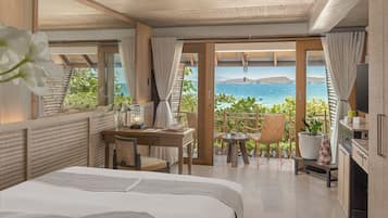 Deluxe-Suite, Meerblick (Sapphire) | Minibar, kostenloses WLAN, Bettwäsche