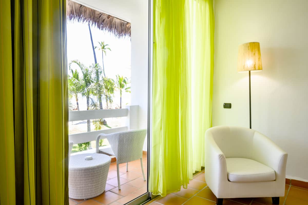 1 bedroom, minibar, in-room safe, desk