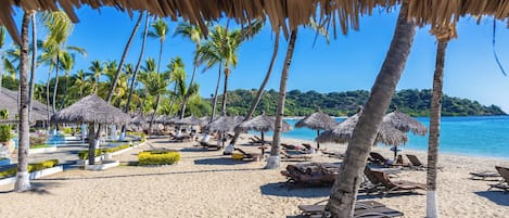 Private beach, sun loungers, beach umbrellas, beach towels