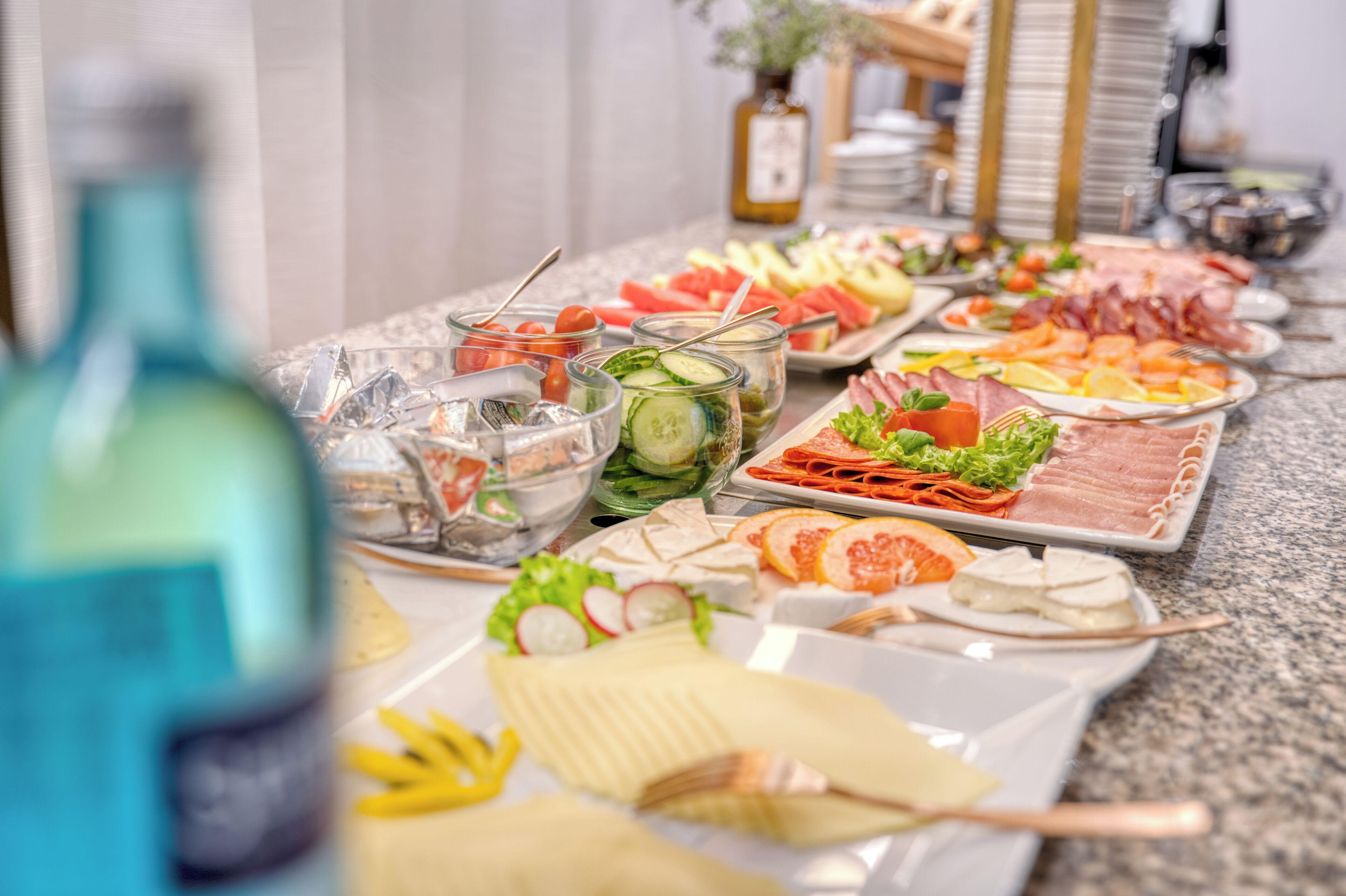 daily buffet breakfast (eur 15.00 per person)