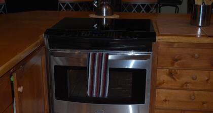 Rustic home, spacious, clean, great for boaters, families, fishermen, business