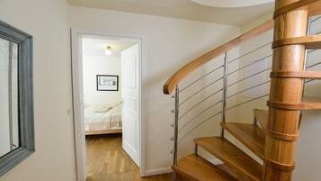 Kondominium Comfort, 2 kamar tidur, Bebas Asap Rokok | Area keluarga | TV layar datar dan pemutar DVD