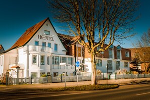 Façana frontal de l'allotjament