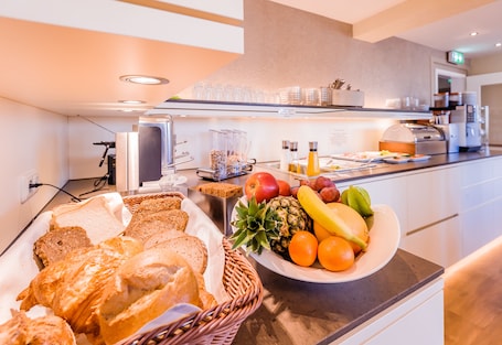 Restaurant. Hotel An Der Linah