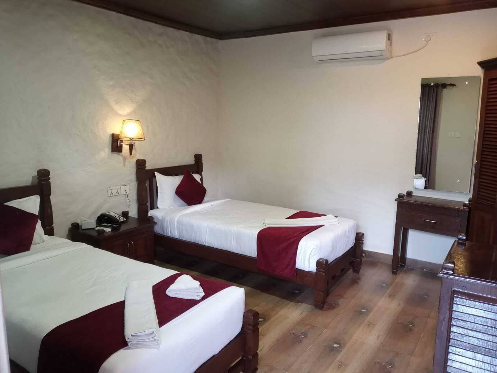Standard Room | 1 bedroom, minibar, desk, free WiFi