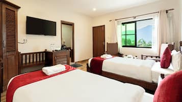 Standard Room | 1 bedroom, premium bedding, minibar, desk