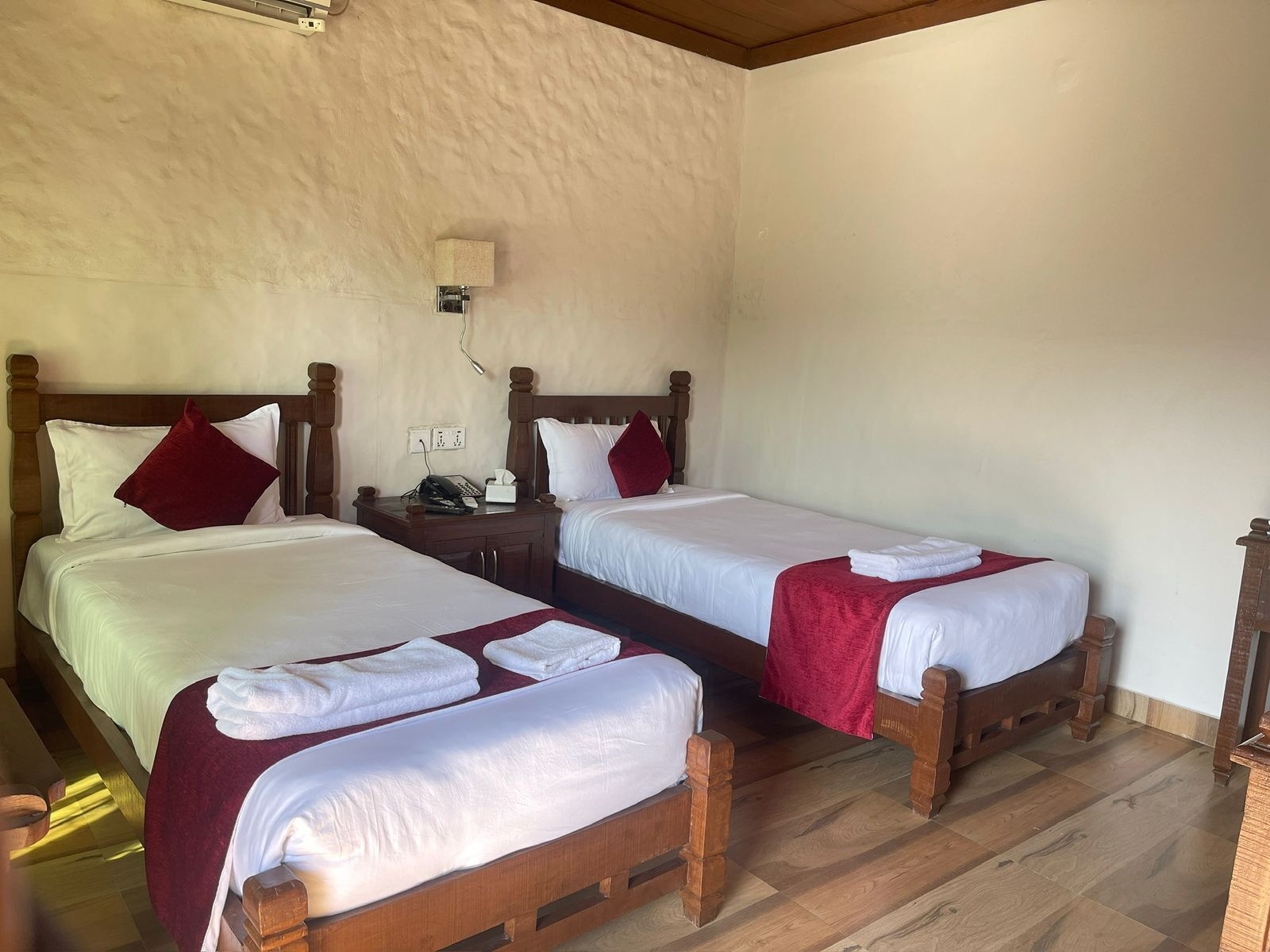 1 habitación, minibar, escritorio y wifi gratis 