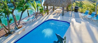 DUPLEX IN DUCK KEY 3/2 W/90' Private Dock,  Trailer Storage included