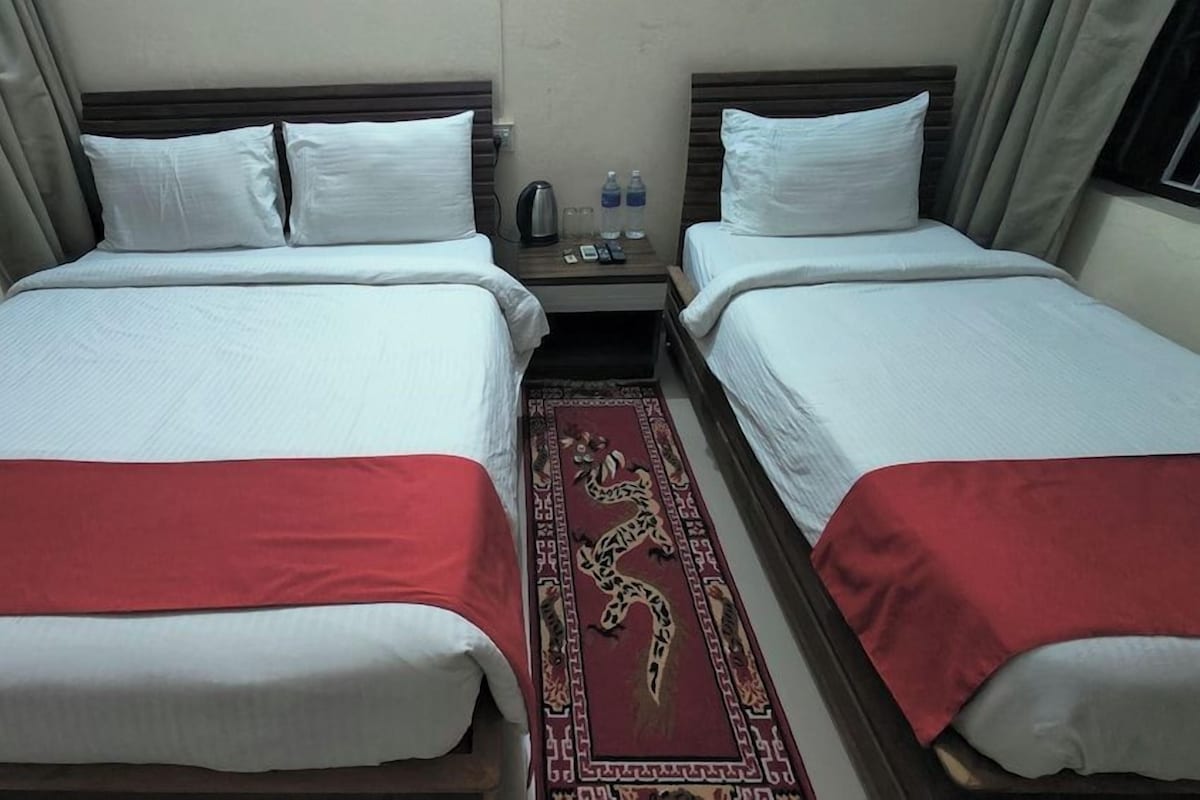 In-room safe, iron/ironing board (on request), WiFi (free), bed sheets