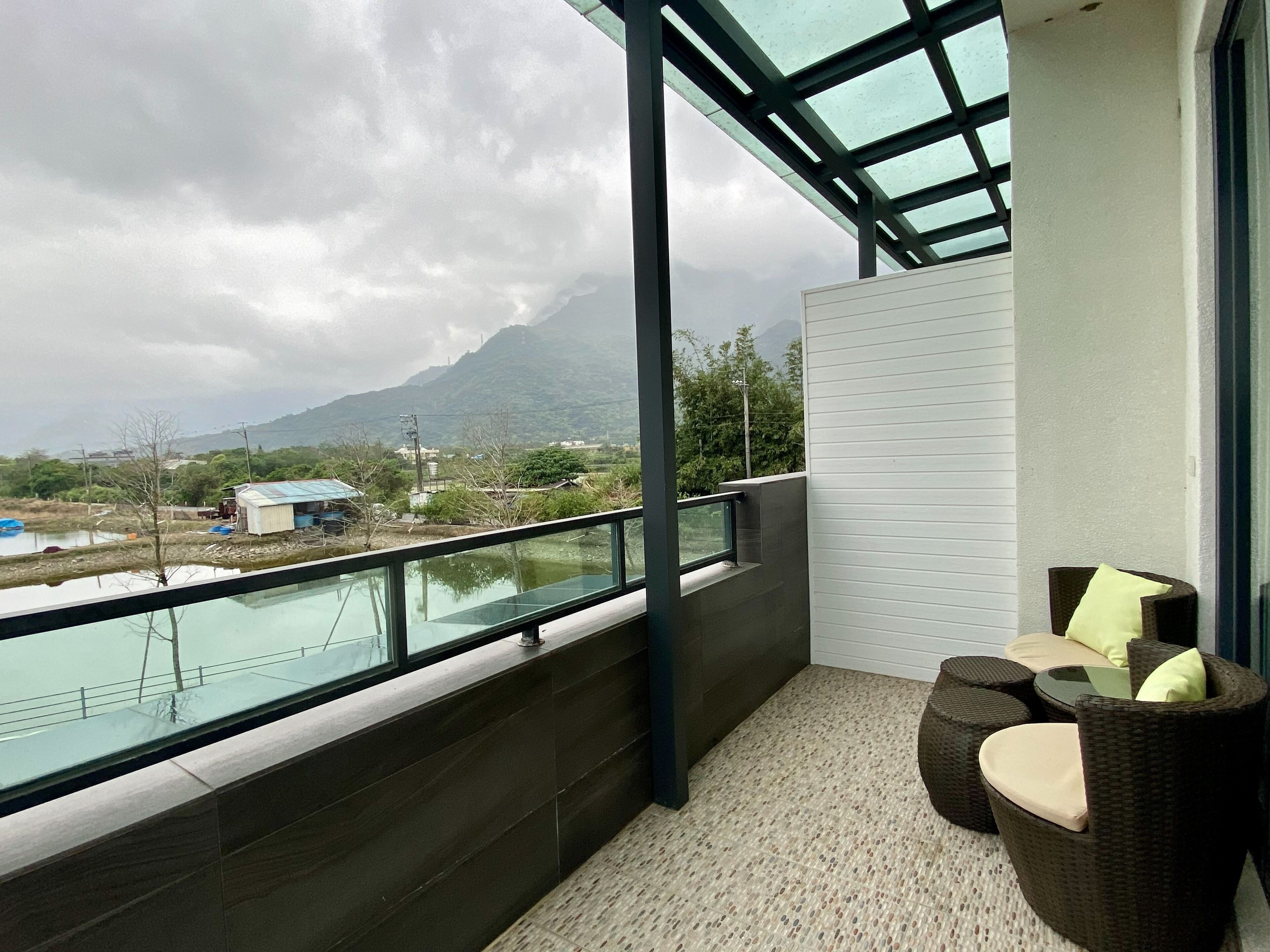 Quarto casal romântico, 1 cama Queen, acessível, vista para a montanha | Terraço/pátio