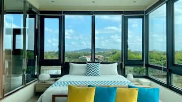 Panoramic Double Room, 1 Queen Bed, Non Smoking, Mountain View | 1 bedroom, Egyptian cotton sheets, premium bedding, memory foam beds