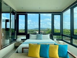 Habitación panorámica doble, 1 cama de matrimonio, no fumadores, vistas a la montaña | 1 dormitorio, sábanas de algodón egipcio, ropa de cama de alta calidad