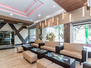 Lobby - Treebo The Fort Hotel Citi Club (Kanpur)