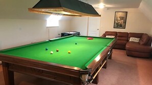 Game room - Bwthyn Rhosyn Rose Cottage (Llanelli)