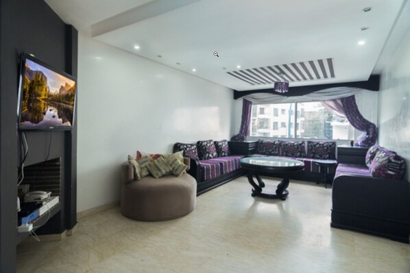 Apartment, 2 Bedrooms | Living area - Apartment City Center In Casablanca (Casablanca)