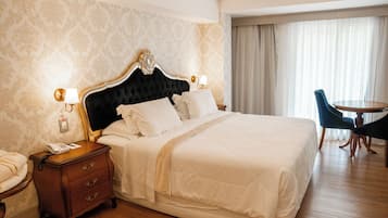 Quarto presidencial | Roupas de cama premium, frigobar, cofres nos quartos