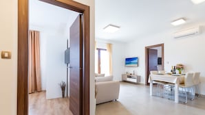 Two Bedroom Apartment with Balcony(2)