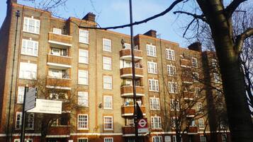 Apartment (2 Bedrooms) | Exterior