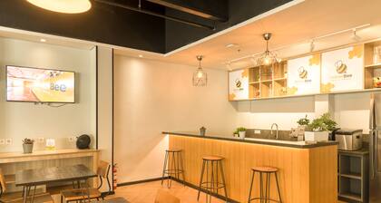 Yellow Bee Tanah Abang