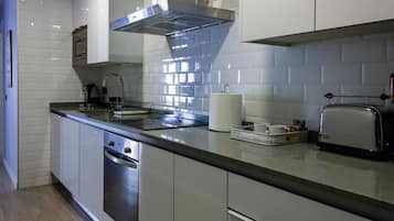 Signature Apartment, 2 Bedrooms (6) | Private kitchen