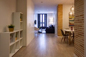 Superior Apartment, 1 Bedroom (1) | Living area | Flat-screen TV - Arenal Suites (Madrid)