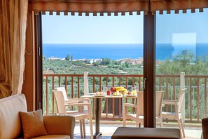 Villa, 4 Bedrooms, Private Pool (Sunlight) | Interior - Sunlight Villas (Apokoronas)