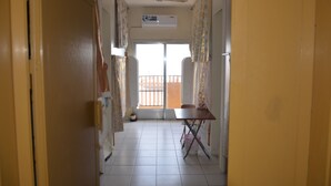 Comfort Apartment, Multiple Beds, Accessible, Bay View - Dubai Creek Backpackers Youth Hostel (Dubai)