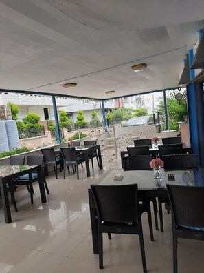 Flat-screen TV - Sevo Hotel (Ayvalik)