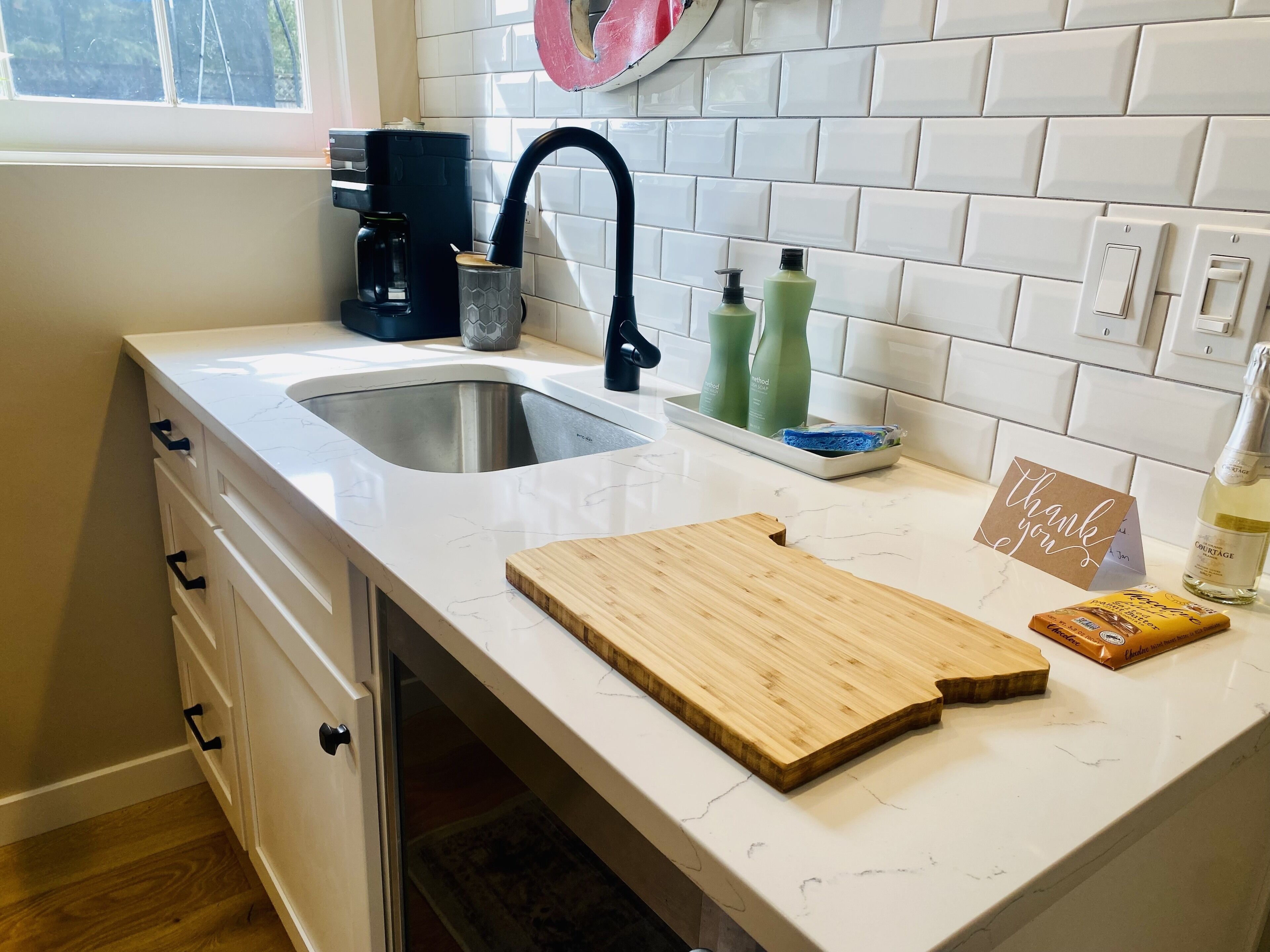 Fridge, microwave, coffee/tea maker, electric kettle