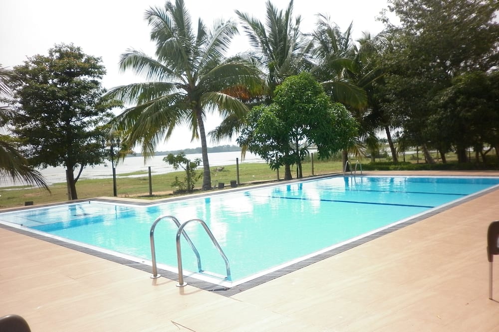Wila Safari Hotel