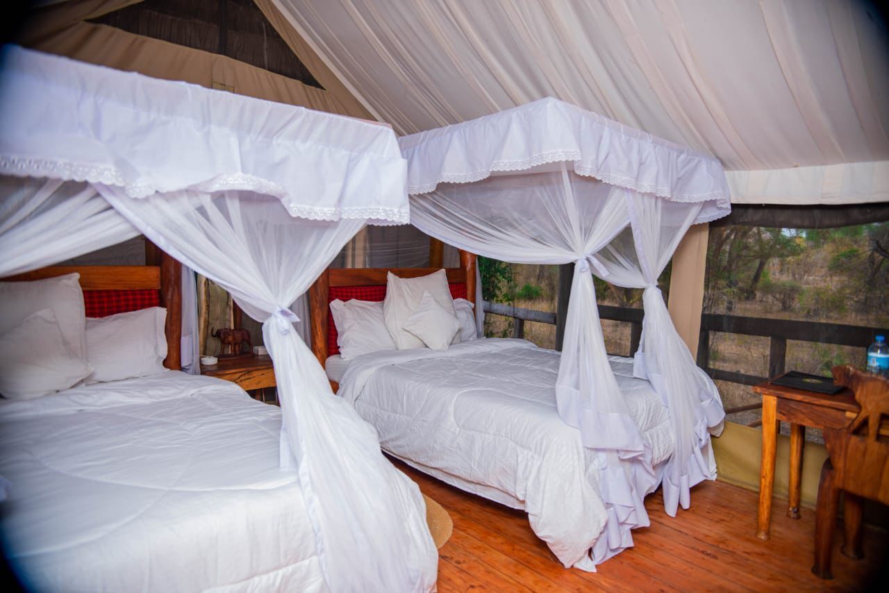 Tent (Double) | In-room safe, desk, cribs (free), WiFi (free)