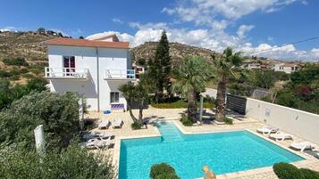 AuĂenpool (je nach Saison geöffnet)