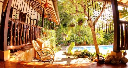 Hostal Santa Mónica