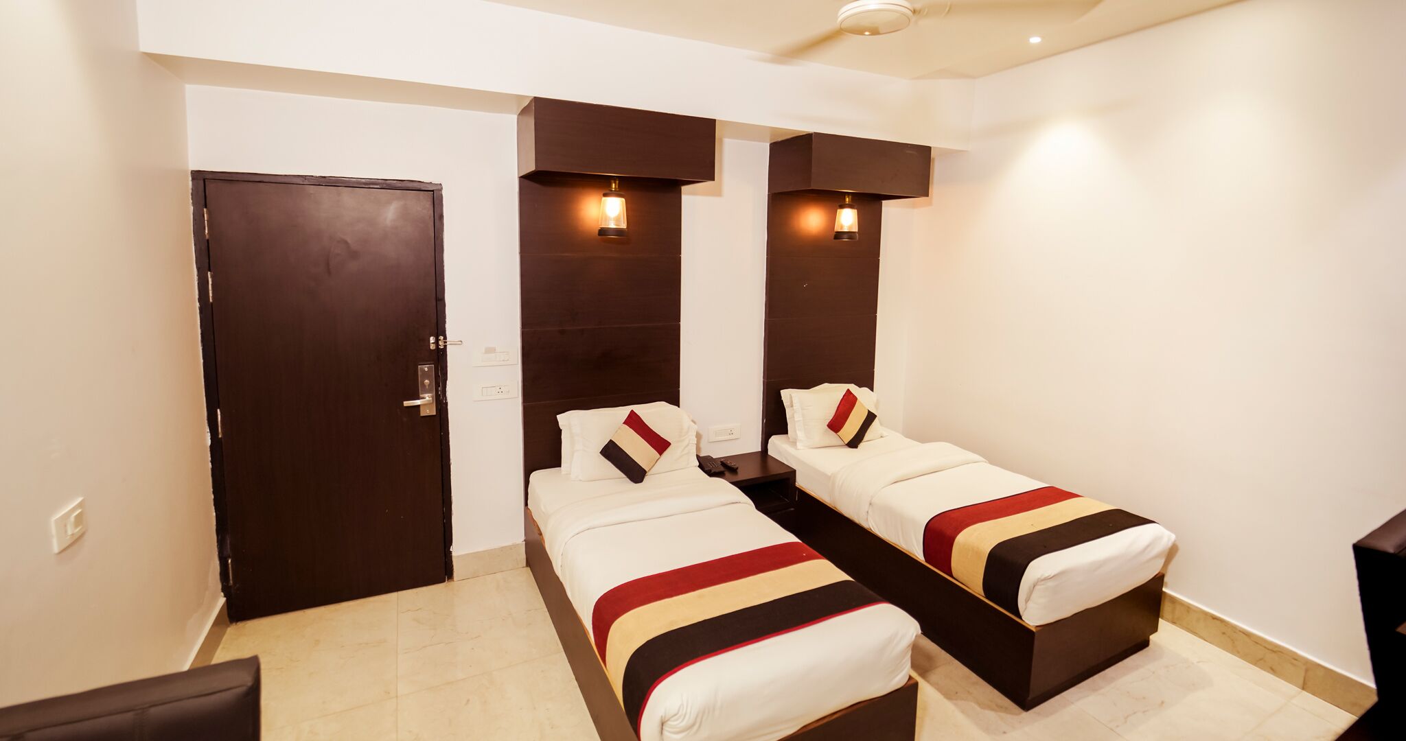 executive room | individually decorated, individually furnished, desk, blackout curtains