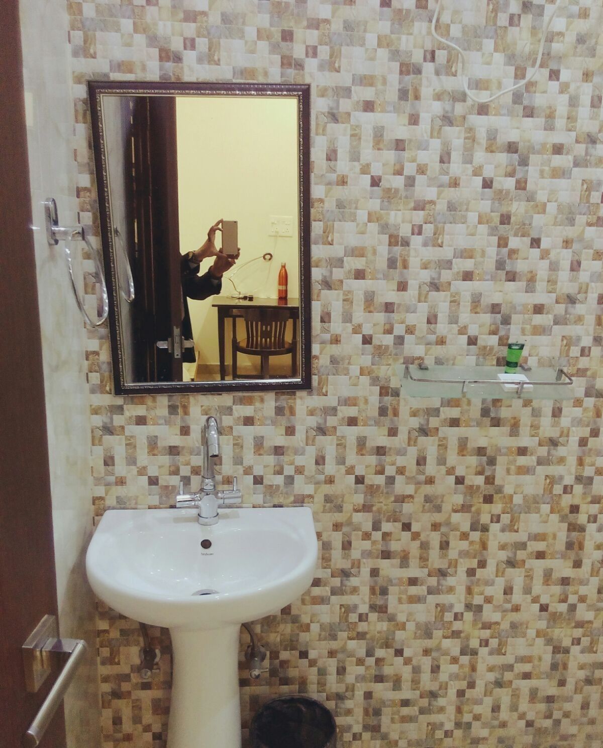 basic double or twin room, multiple beds, non smoking | individually decorated, individually furnished, desk, blackout curtains