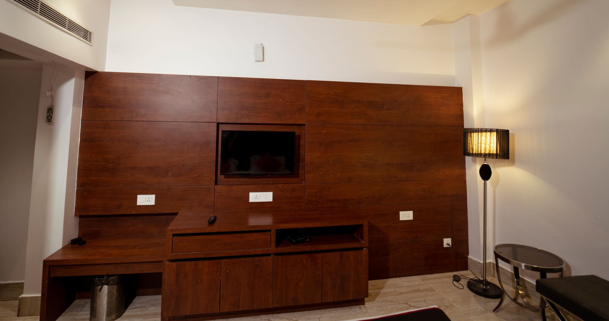 superior suite | individually decorated, individually furnished, desk, blackout curtains