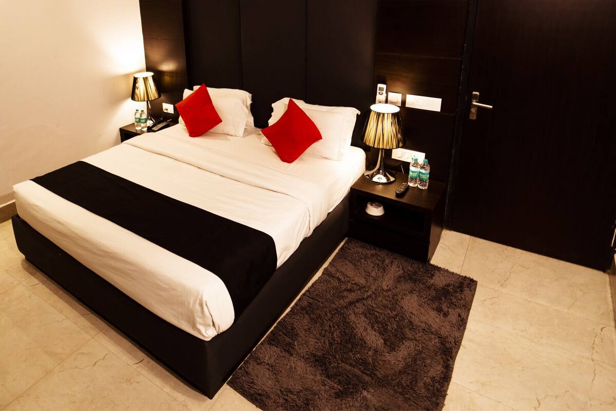 Individually decorated, individually furnished, desk, blackout curtains