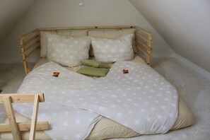 Comfort Condo, Multiple Beds, Non Smoking, City View