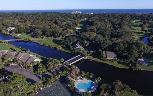 Summer Sale - Dates still available - Enjoy Beach, Golf & Tennis