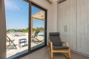 Apartment, 3 Bedrooms, Private Pool | In-room safe, iron/ironing board, free WiFi, bed sheets - Alonaki Apartments (Zakynthos)