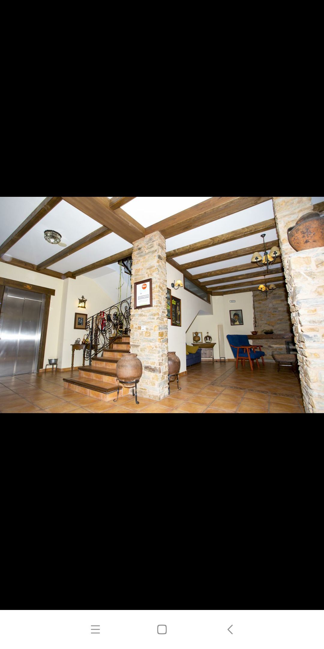 Kamar Superior | Seprai premium, brankas, meja kerja, dan tempat tidur bayi gratis